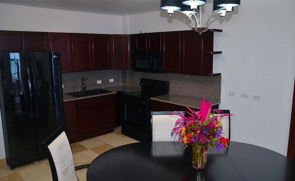 Sands Villas San Pedro  Bagian luar foto