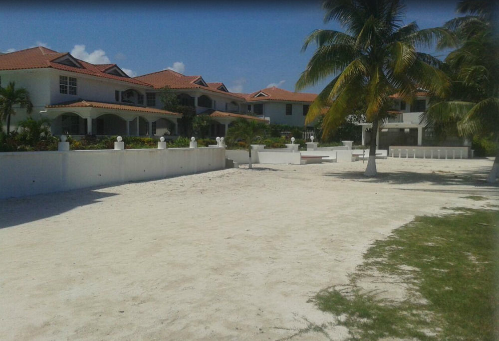 Sands Villas San Pedro  Bagian luar foto
