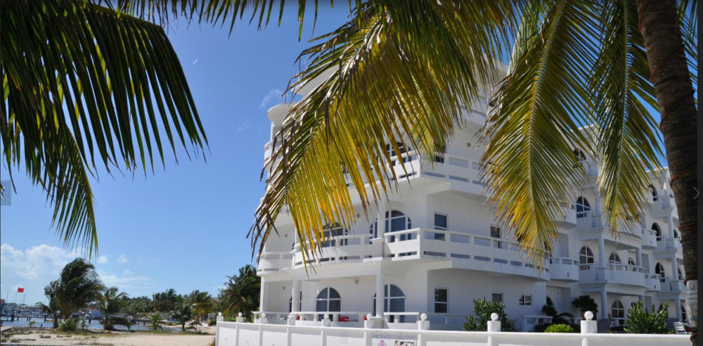 Sands Villas San Pedro  Bagian luar foto