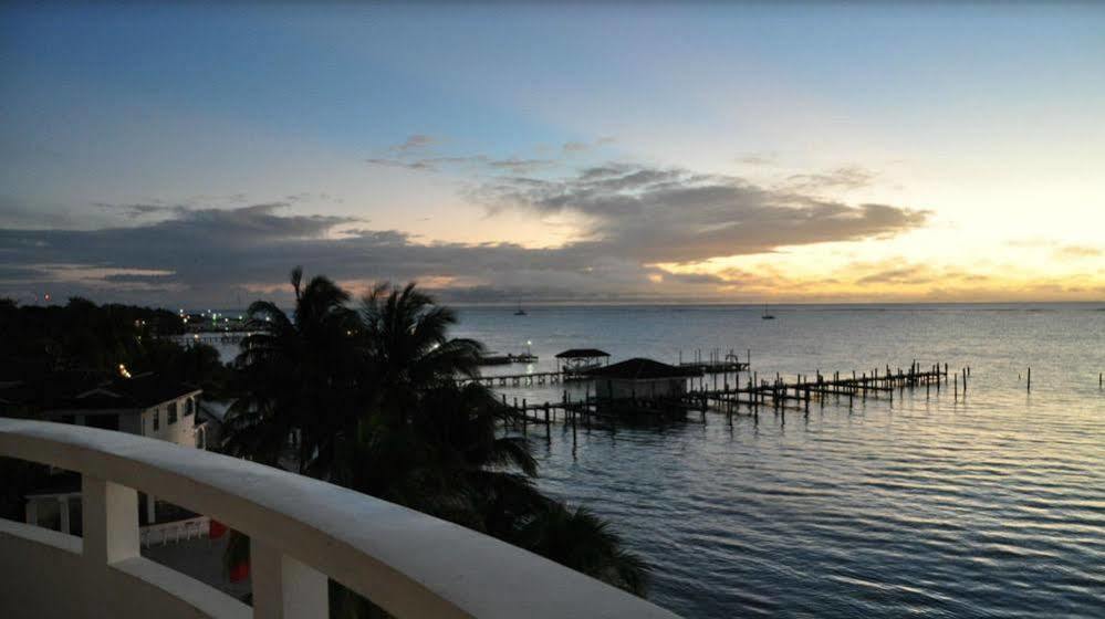 Sands Villas San Pedro  Bagian luar foto